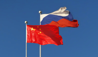 Флаги Китая и России